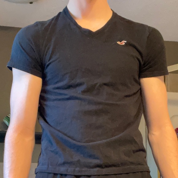 Hollister Black Short Sleeved Tee US - Picture 2 of 3